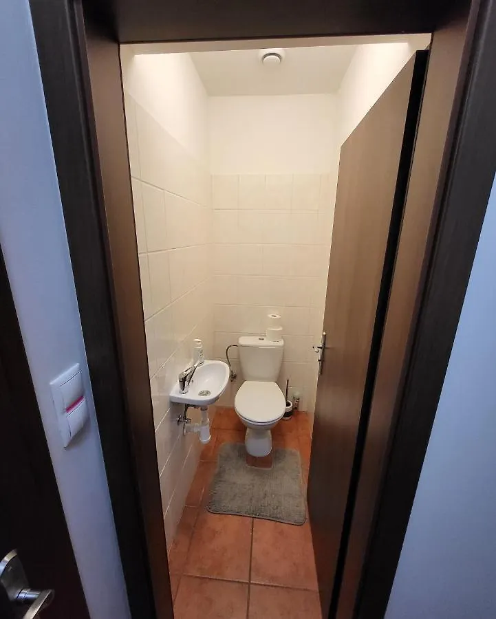 Excellent Apartments In Spa City Center 5 Min Walk From The Colonnade Karlowe Wary 0*,  Czechy