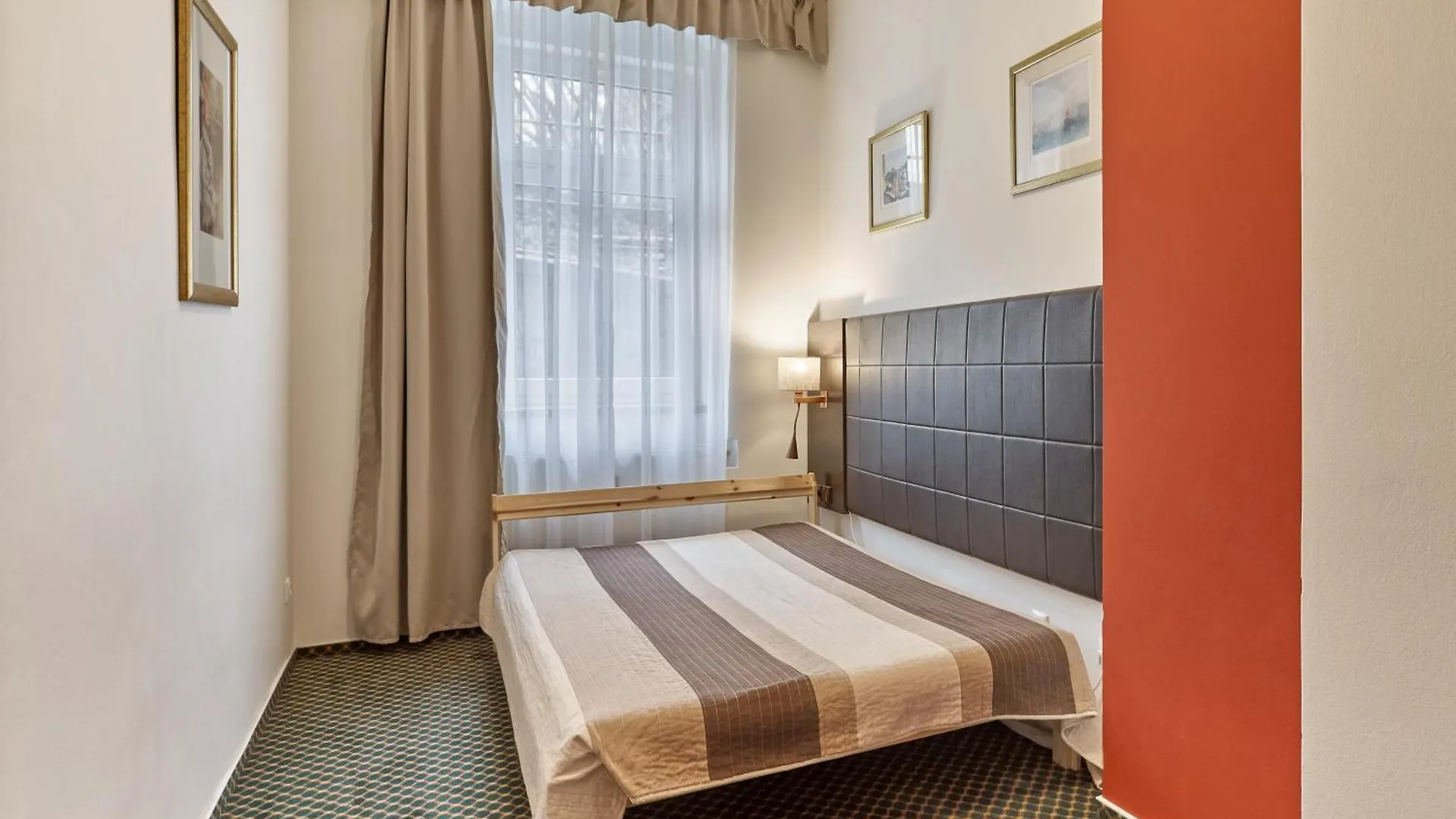 Excellent Apartments In Spa City Center 5 Min Walk From The Colonnade Karlovy Vary 0*,  Czech Republic
